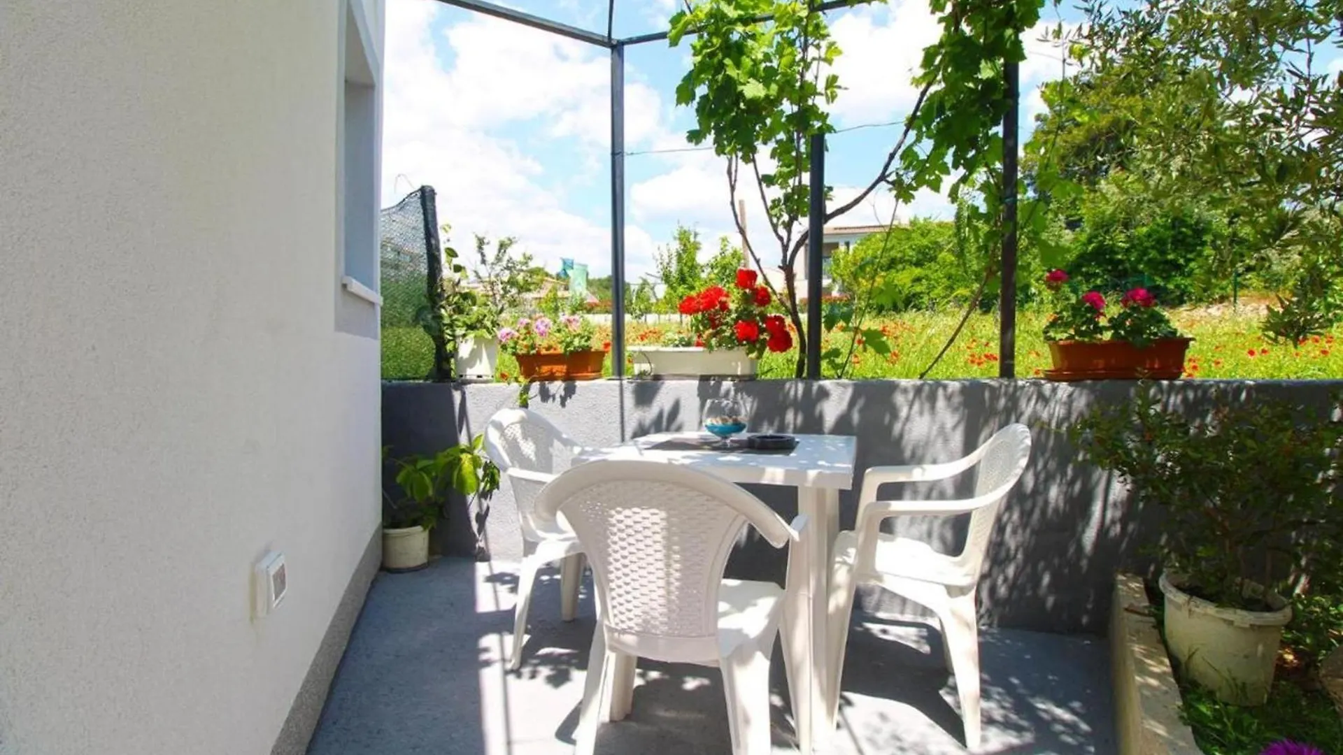 Cozy Apartment With Patio And Parking Fažana Croacia